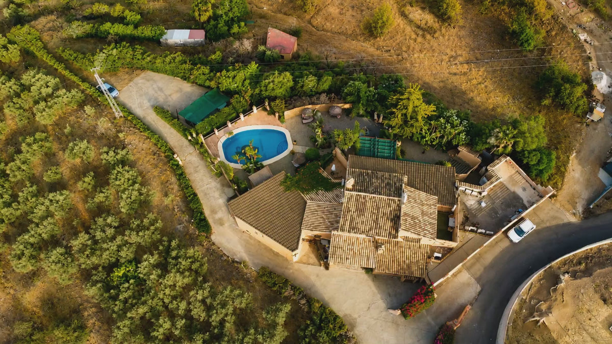 A look inside the nearby rural accommodation used during The Ridge Intensive.